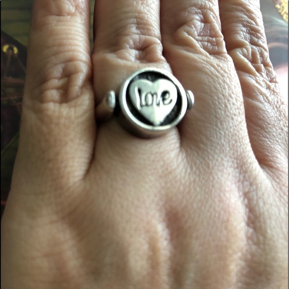 Sterling Silver Ring - Picture 3 of 5